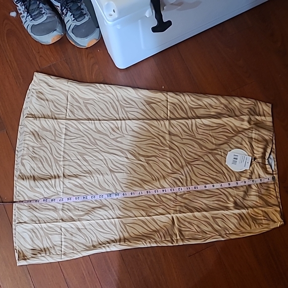 Tiger stripe skirt - Picture 5 of 7